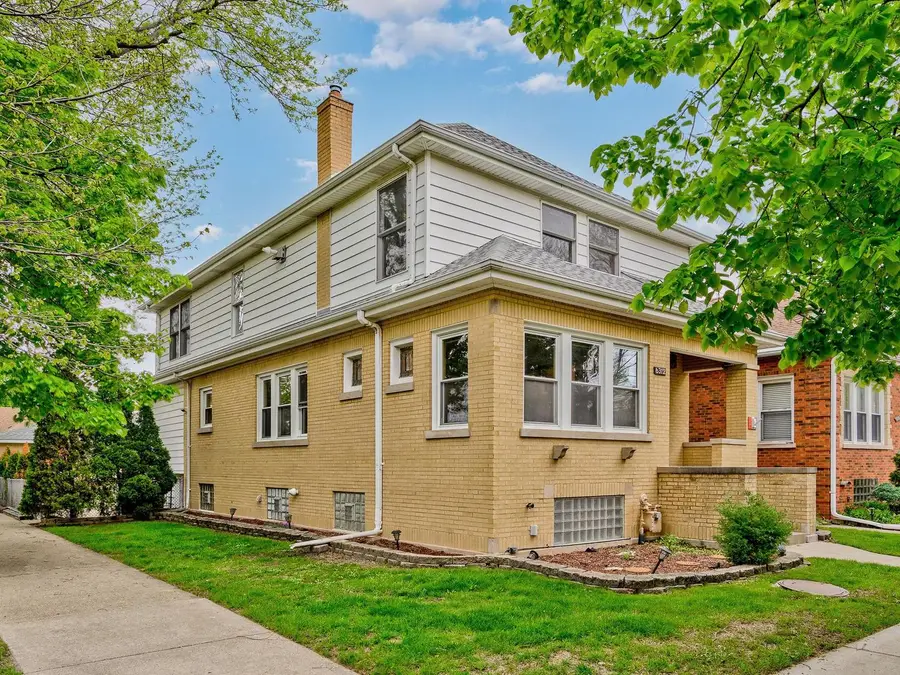 6312 W Hyacinth Street, Chicago, IL 60646 - #2