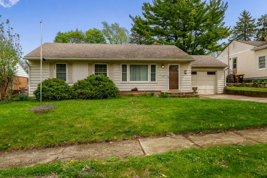 920 Woodland Drive, Rockford, IL 61108 - #2