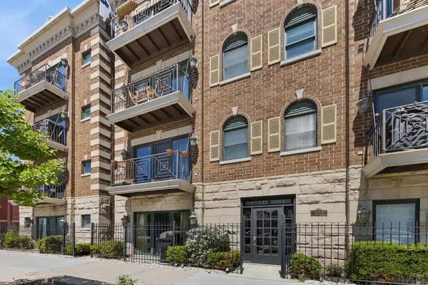 1152 W Roscoe Street #1W, Chicago, IL 60657