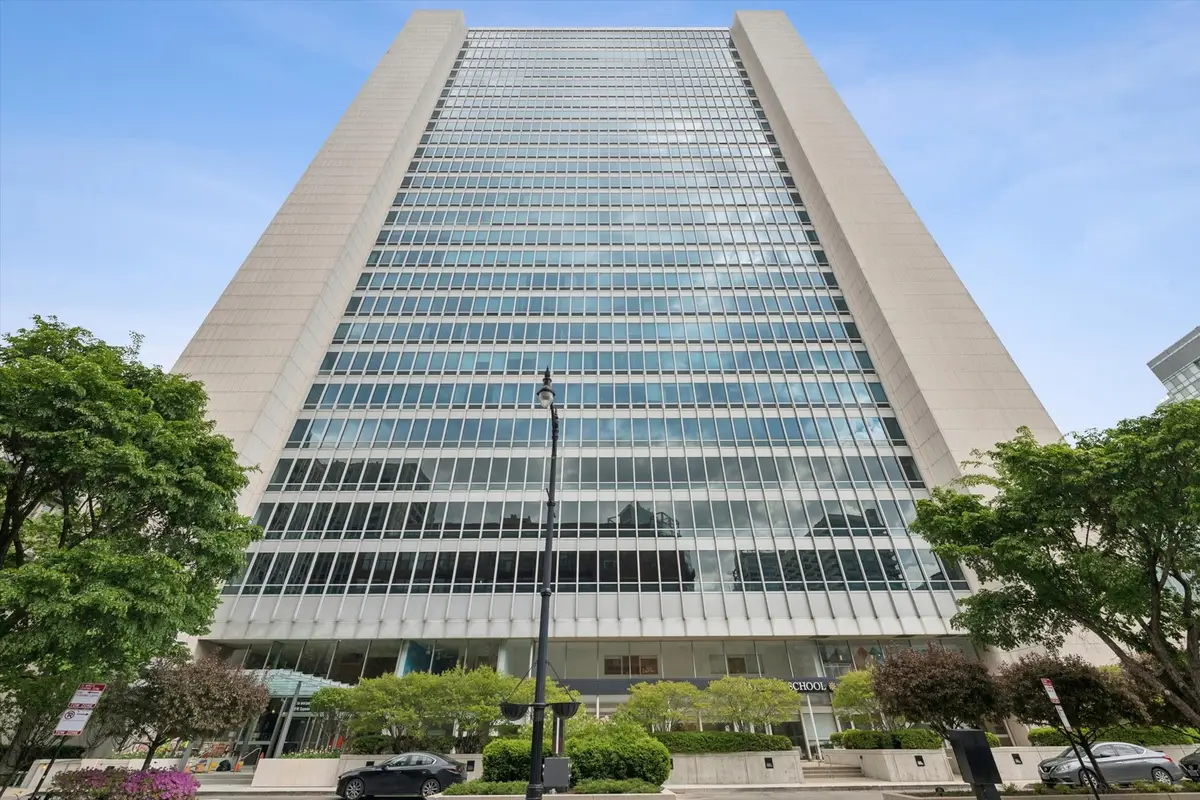 500 W Superior Street #1602, Chicago, IL 60654 - #1