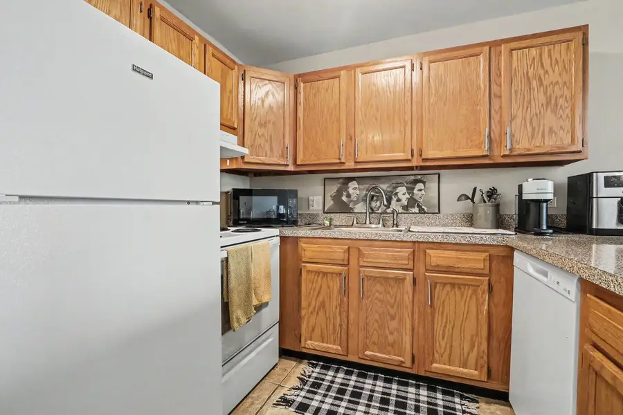 5810 Oakwood Drive #5C, Lisle, IL 60532 - #2