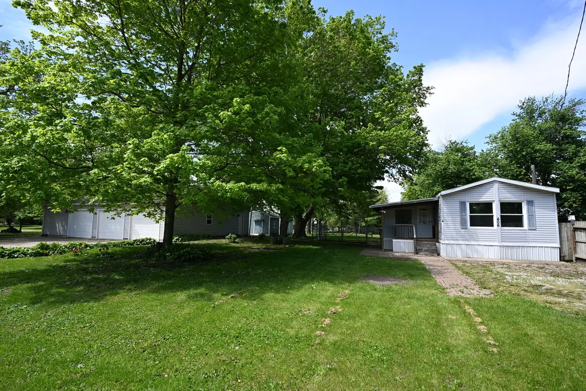 406 Park Street, Kappa, IL 61738 - #1