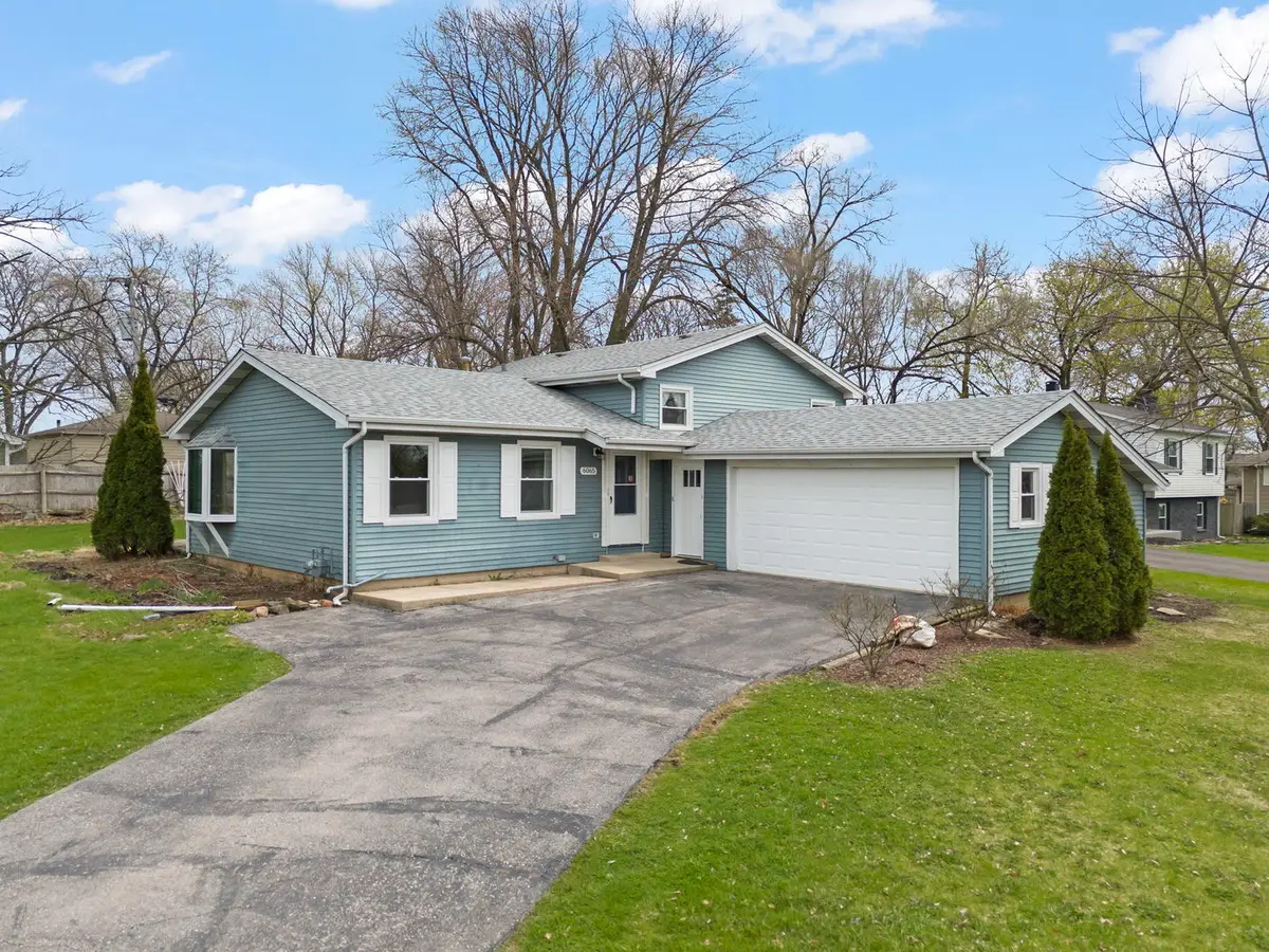 6065 Chase Avenue, Downers Grove, IL 60516 - #1