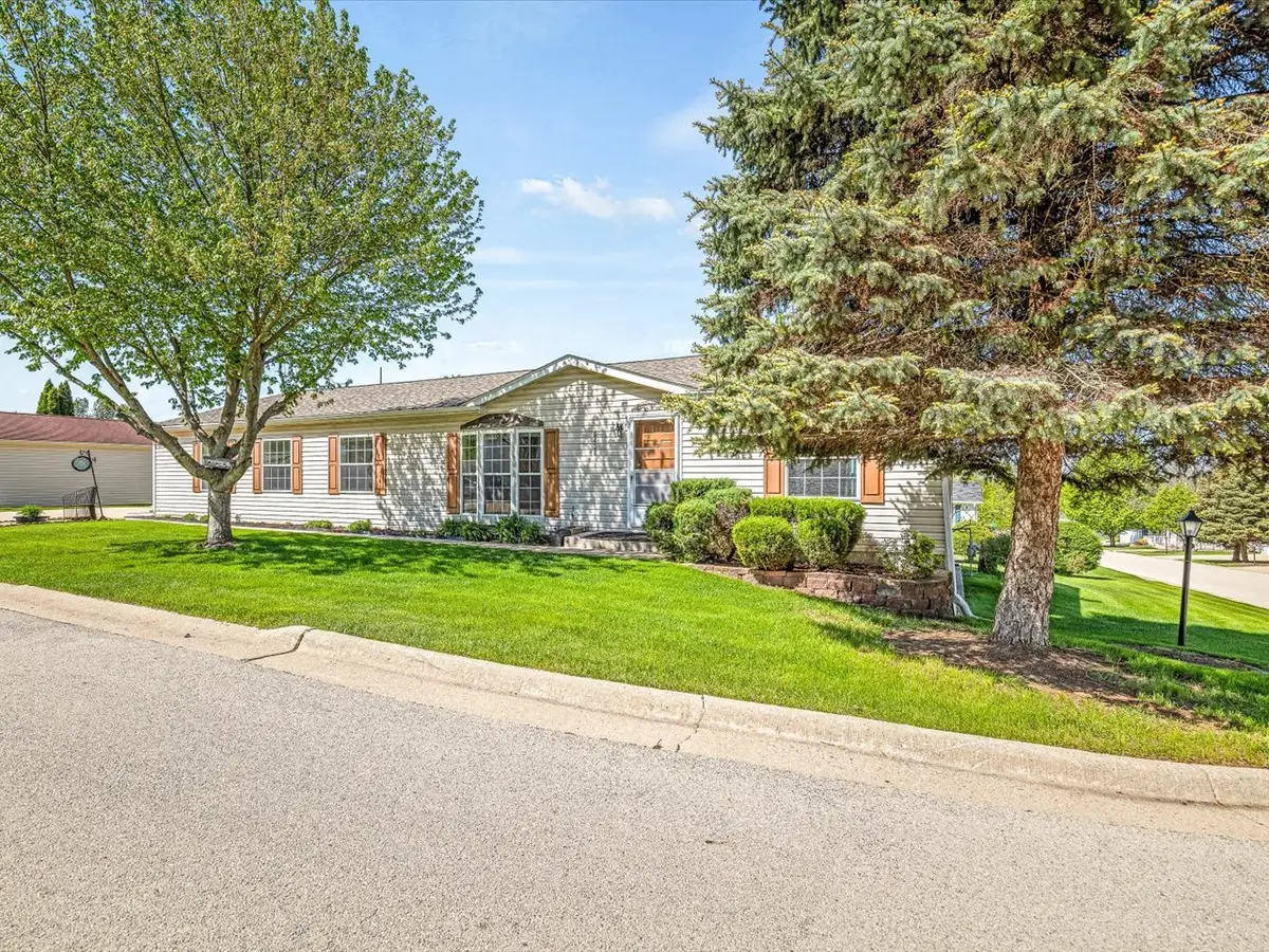8438 Hickory Tree Drive, Machesney Park, IL 61115 - #1