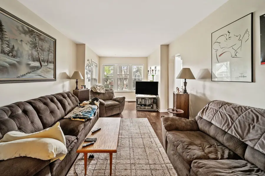 4131 N Richmond Street, Chicago, IL 60618 - #3