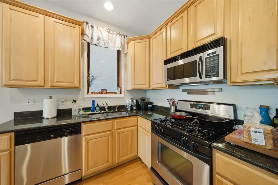 2416 W Thomas Street #2, Chicago, IL 60622 - #3