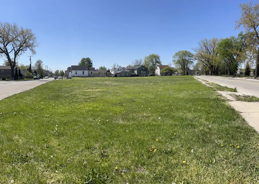 251 E Jackson Street, Joliet, IL 60432 - #2