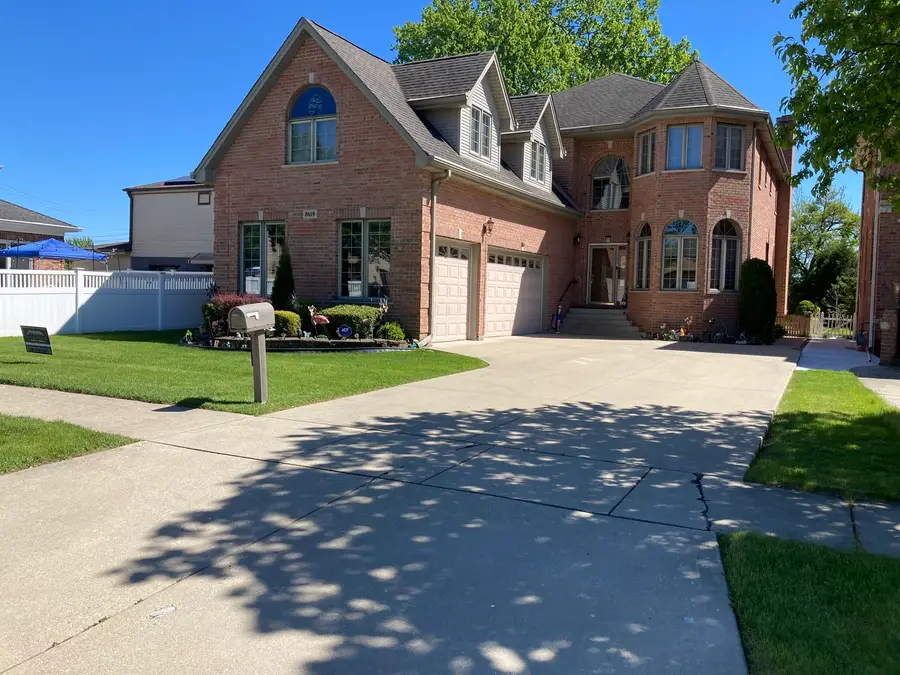 8619 W Sunset Road, Niles, IL 60714 - #3