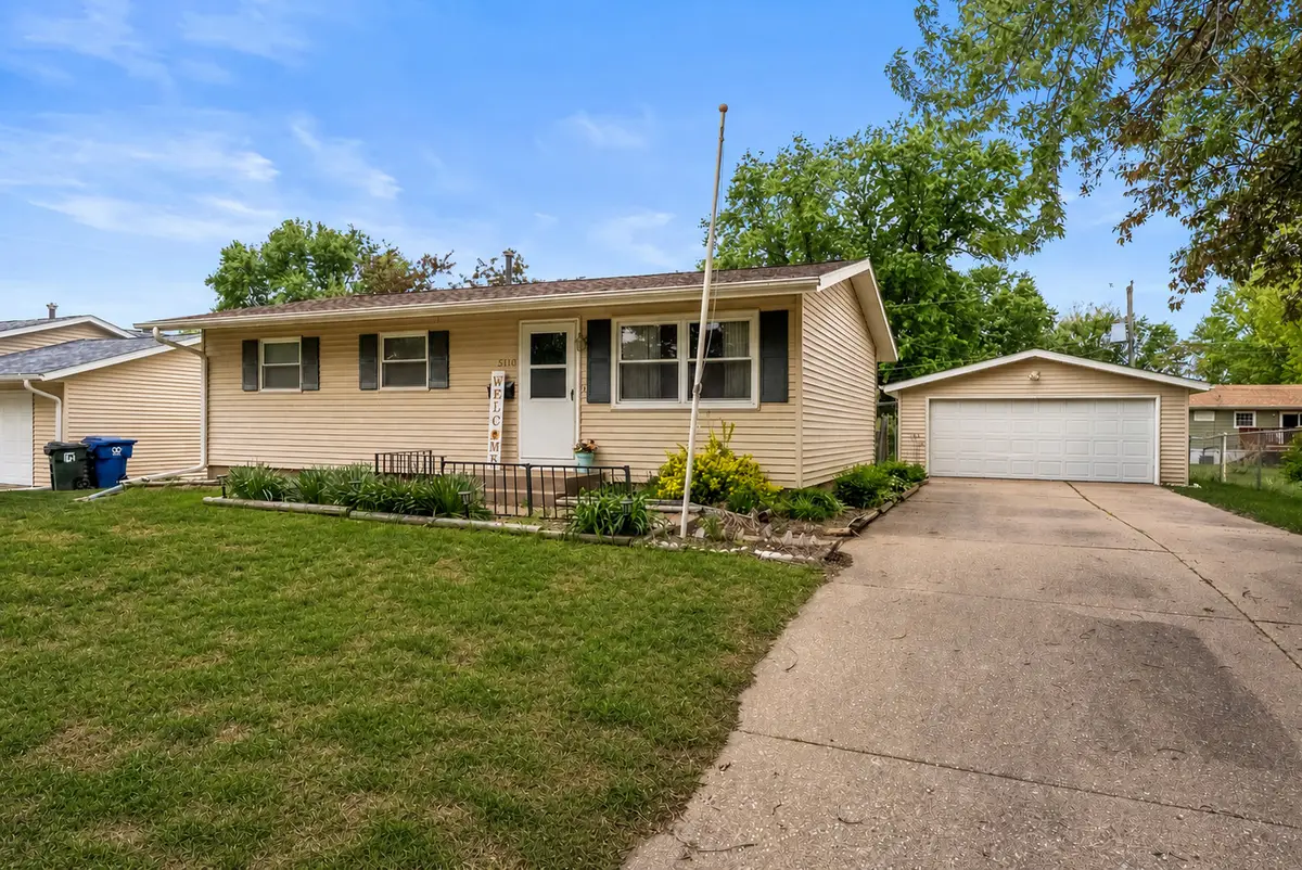 5110 Warren Street, Davenport, IA 52806 - #1