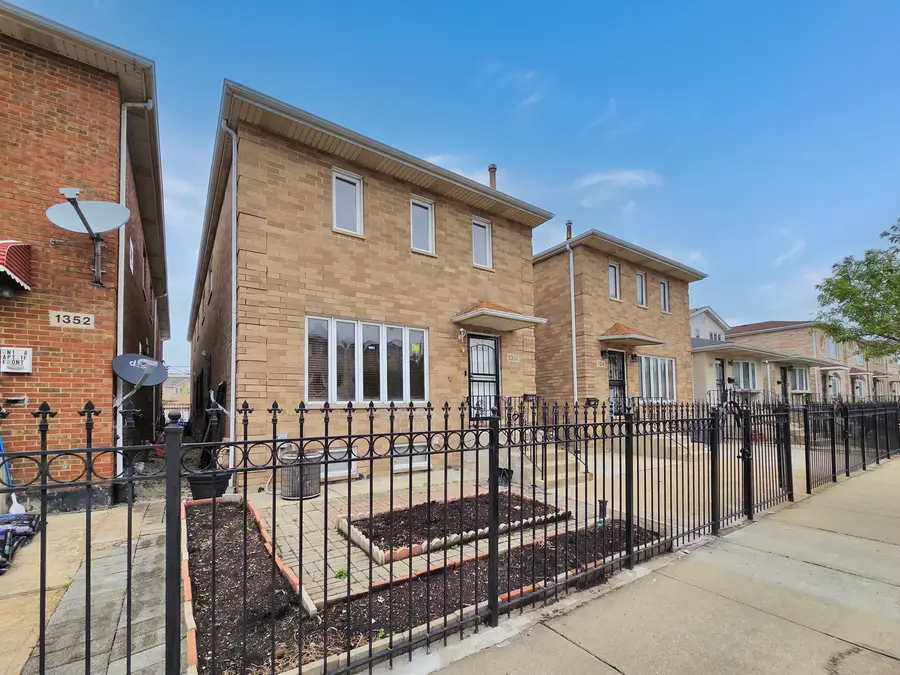 1350 W 32nd Street #A, Chicago, IL 60608 - #2