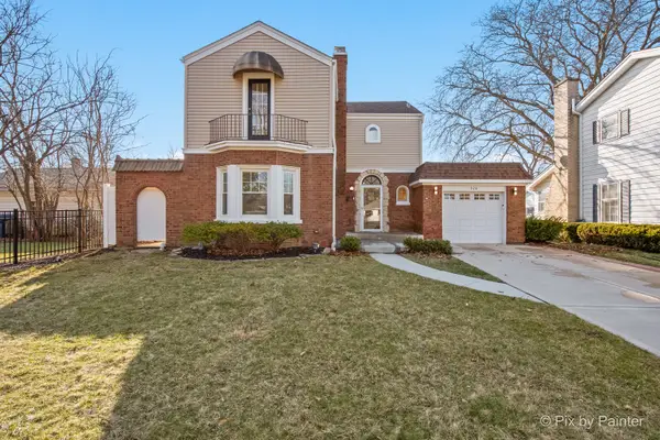 928 S Harvard Avenue, Villa Park, IL 60181
