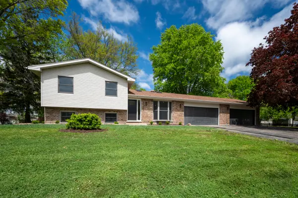 24340 Davids Court, Naperville, IL 60564
