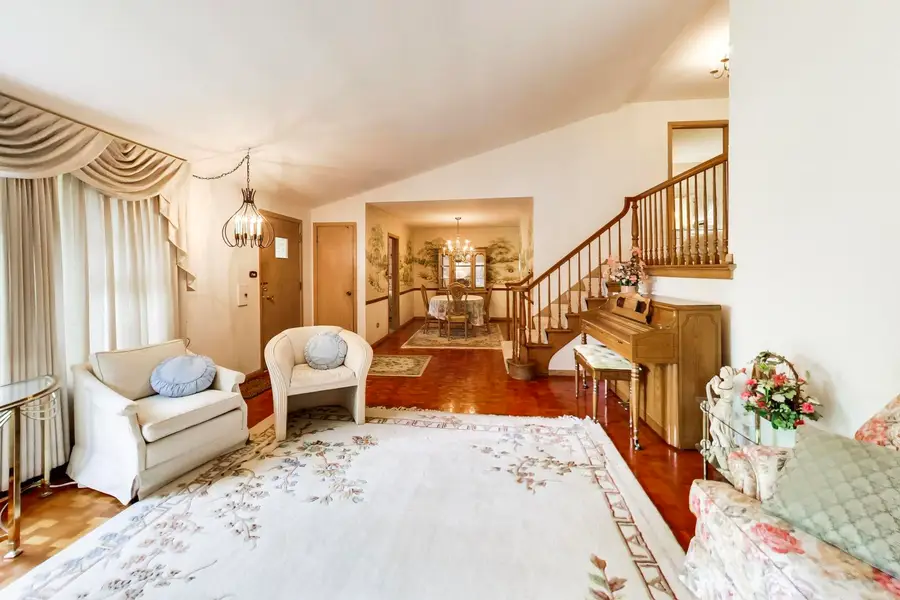 1430 Granville Avenue, Park Ridge, IL 60068 - #3