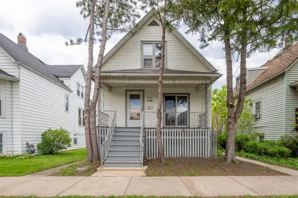 5834 W Byron Street, Chicago, IL 60634