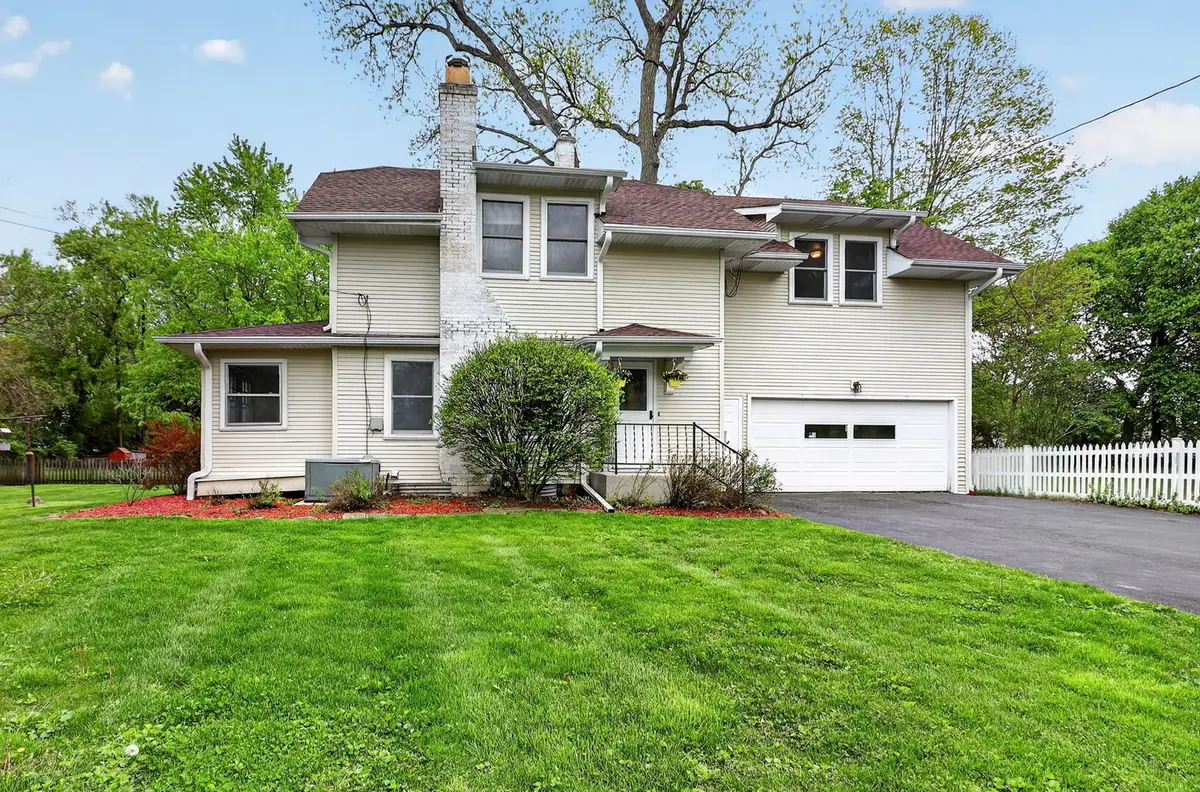 32W183 Glos Street, Wayne, IL 60184 - #1