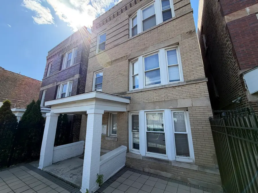 2323 W Fullerton Avenue, Chicago, IL 60647 - #2