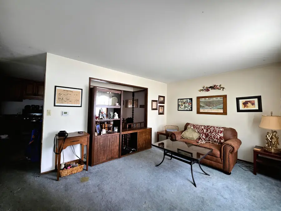 1350 Springdale Drive, Clinton, IA 52732 - #3