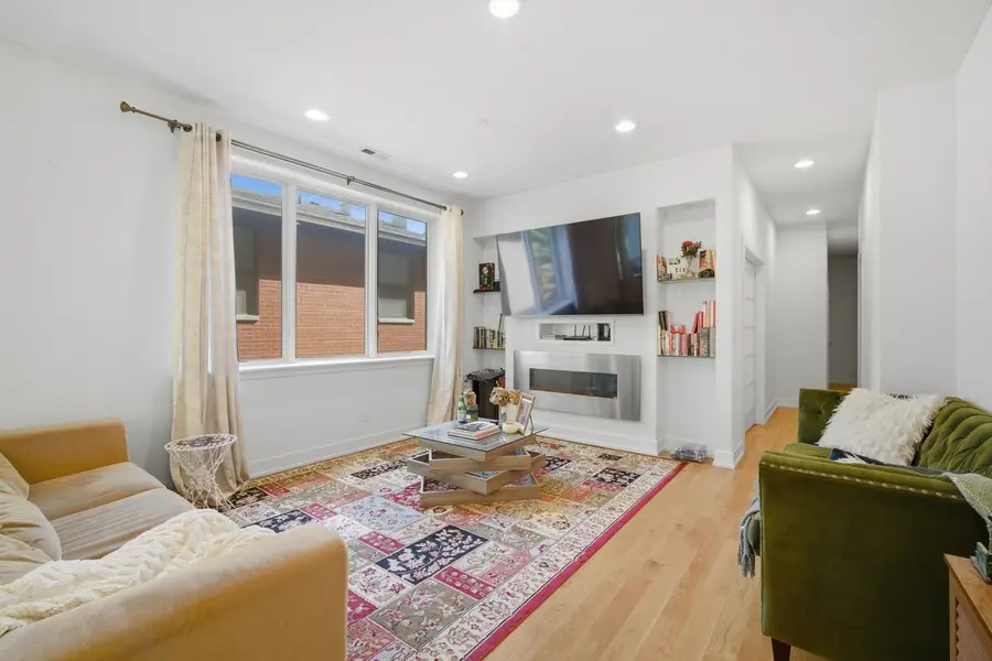 4627 N Beacon Street #2N, Chicago, IL 60640 - #3