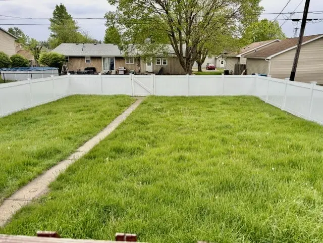 325 W 3rd Street, Spring Valley, IL 61362 - #3