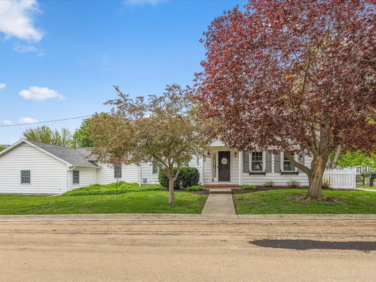 101 S Hickory Street, Shannon, IL 61078 - #1