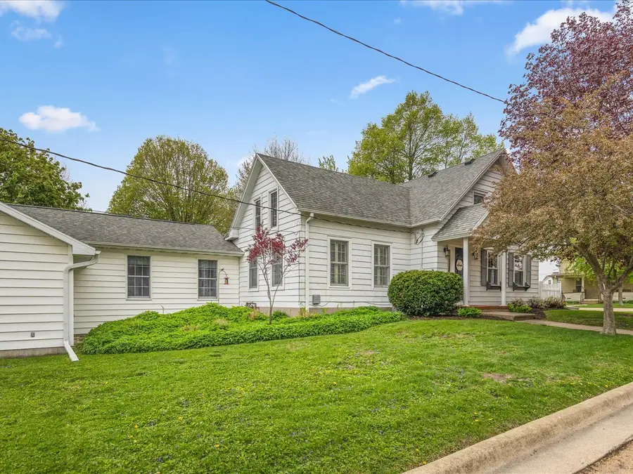 101 S Hickory Street, Shannon, IL 61078 - #3