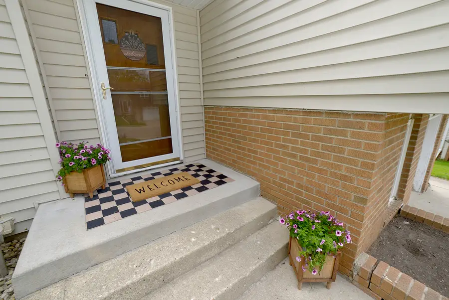 2506 Sunset Boulevard, Ottawa, IL 61350 - #3