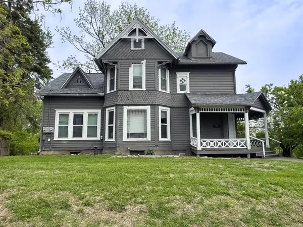1202 Adams Street, Davenport, IA 52803
