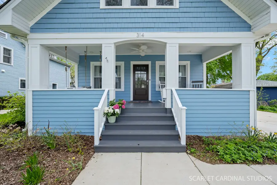314 E Jefferson Avenue, Wheaton, IL 60187 - #2