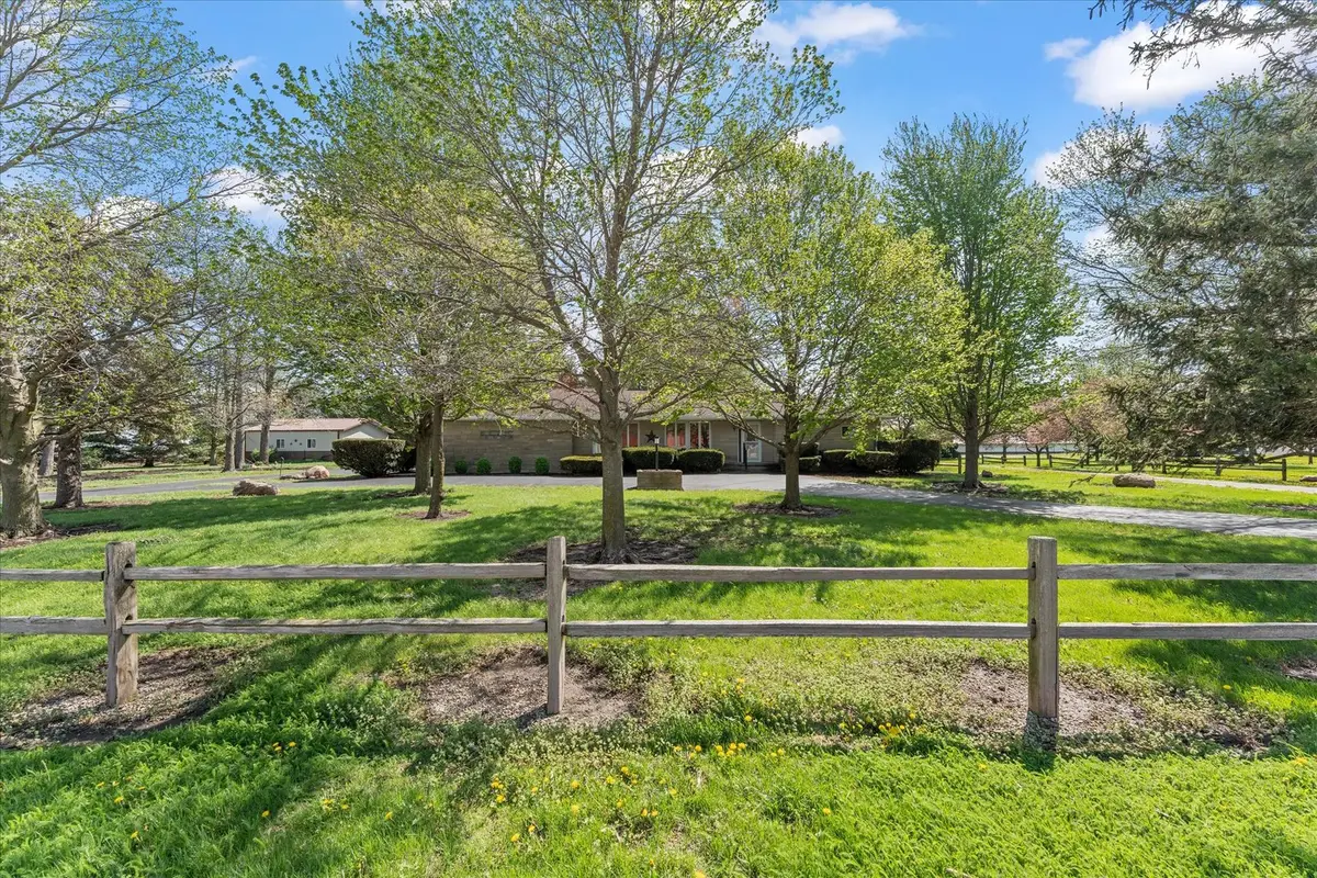 2501 N 4100 East Road, Bellflower, IL 62174 - #1