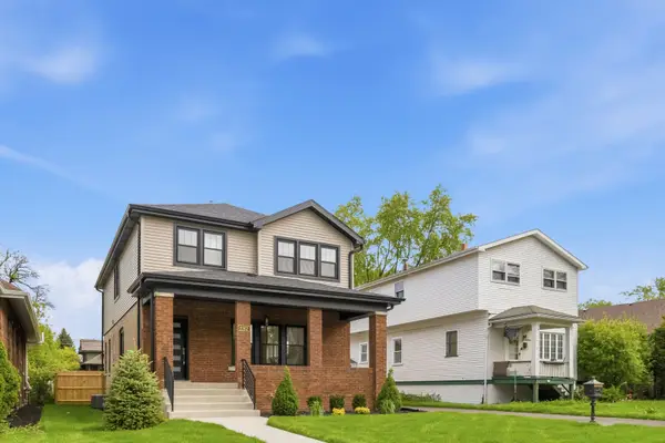 2262 W 109th Street, Chicago, IL 60643