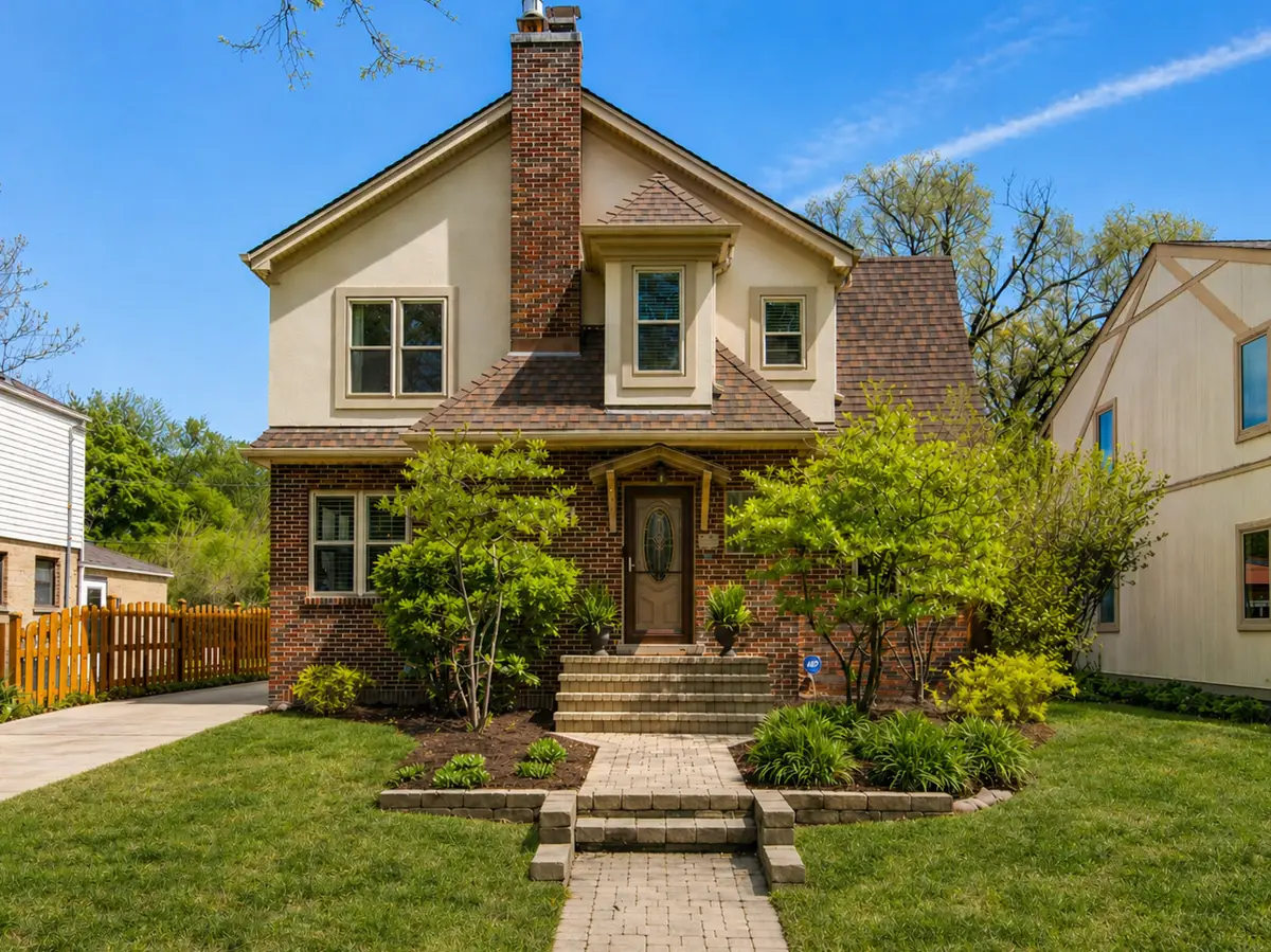 805 S Mitchell Avenue, Arlington Heights, IL 60005 - #1