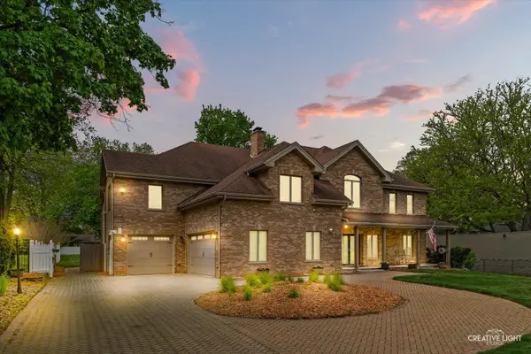10S060 Clarendon Hills Road, Willowbrook, IL 60527