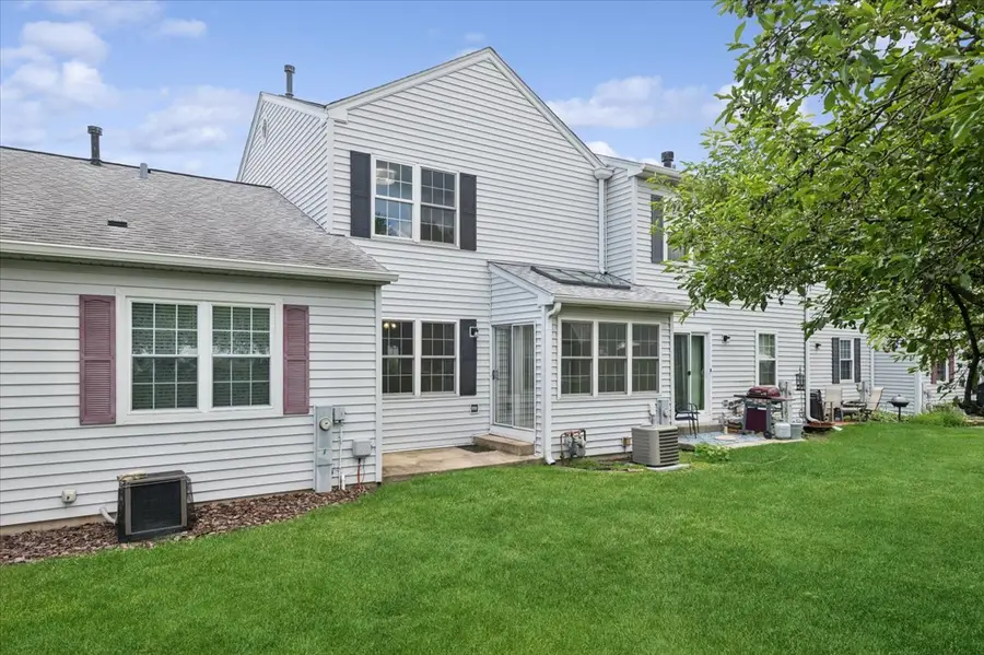 1573 Delaware Court, Geneva, IL 60134 - #2