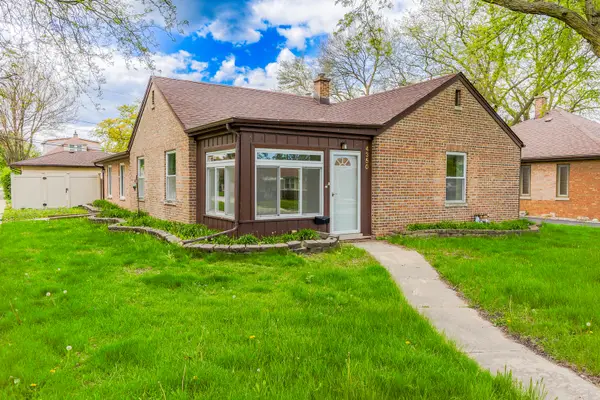 4350 Elm Avenue, Lyons, IL 60534