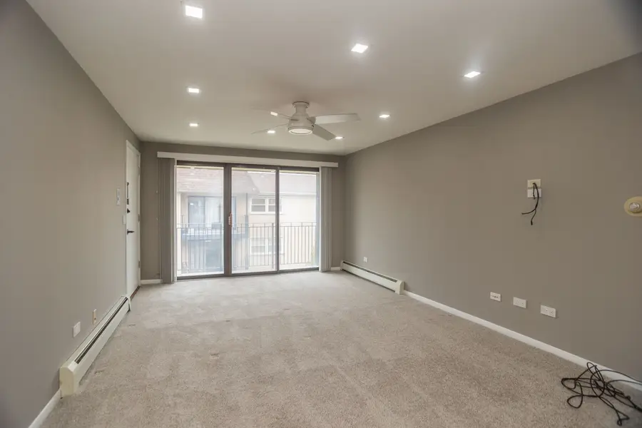6561 N Harlem Avenue #3E, Chicago, IL 60631 - #3