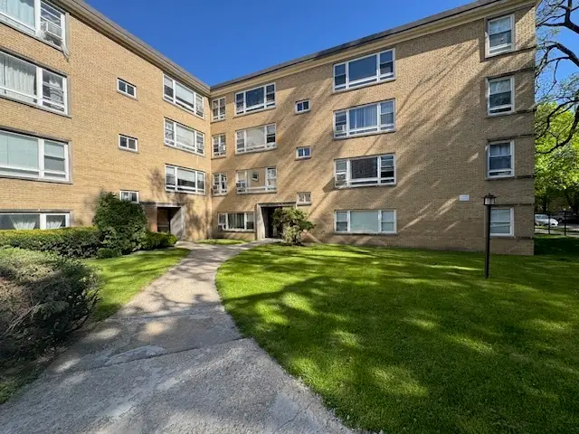 6114 N Damen Avenue #1A, Chicago, IL 60659 - #3