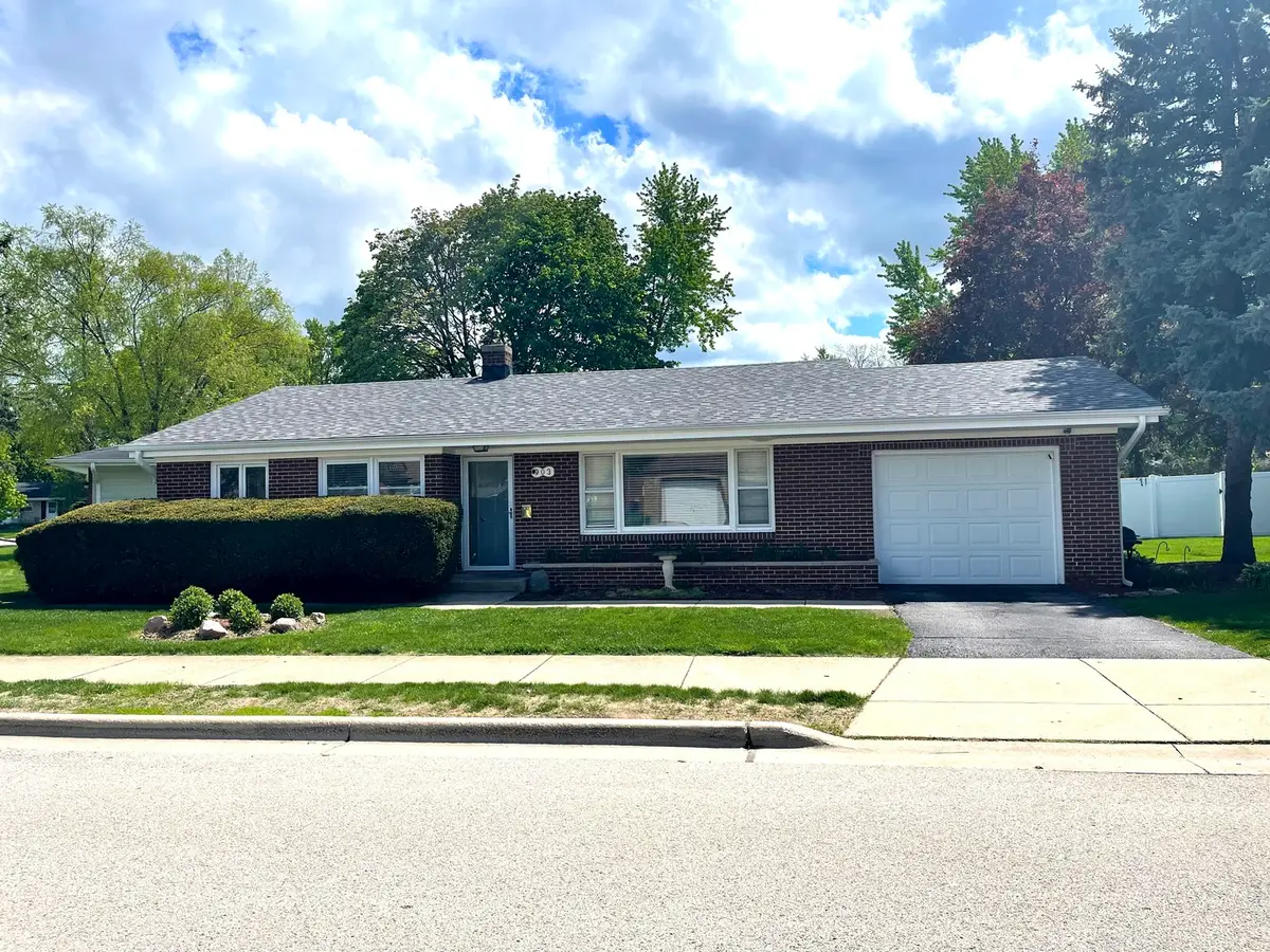 903 Erie Street, Elgin, IL 60123 - #1