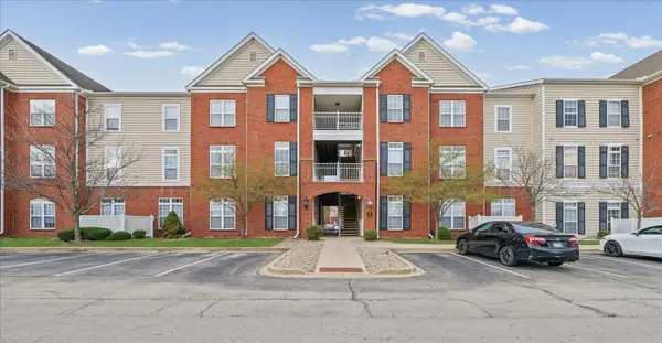 1901 N Lincoln Avenue #105, Urbana, IL 61801