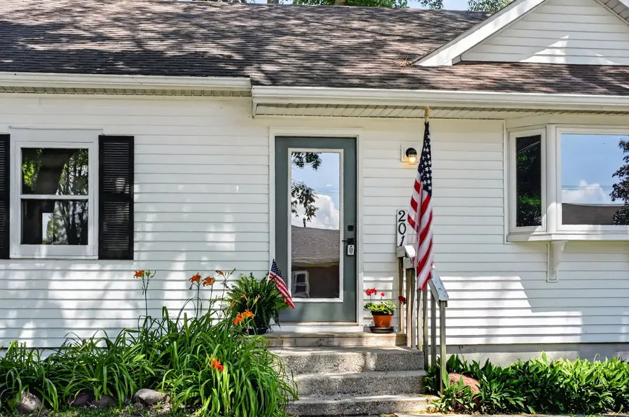 201 Irene Avenue, Rochelle, IL 61068 - #2
