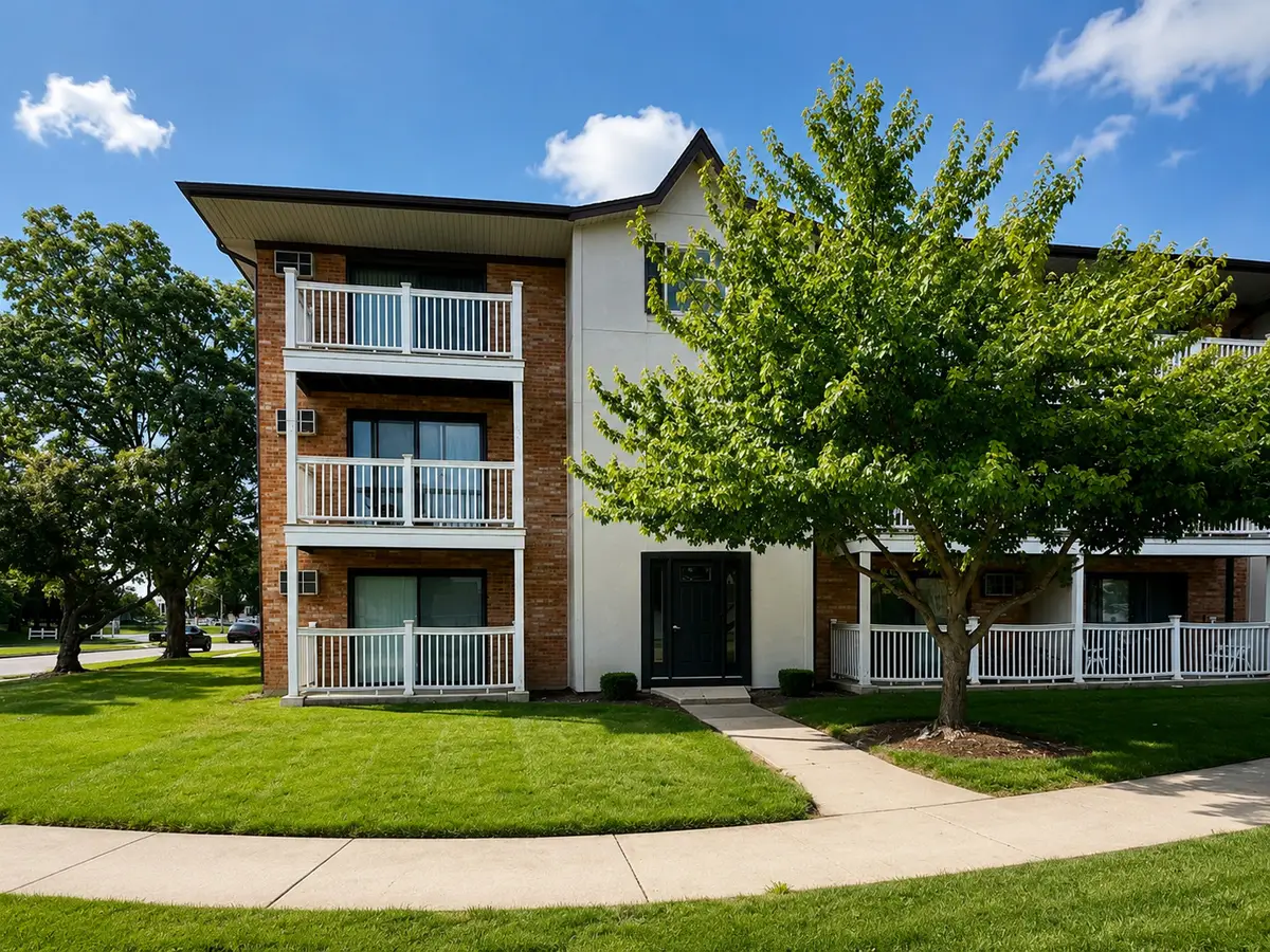301 Gregory Street #9, Aurora, IL 60504 - #1