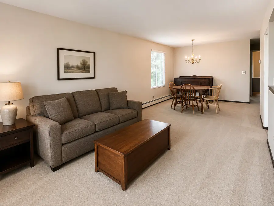 301 Gregory Street #9, Aurora, IL 60504 - #3