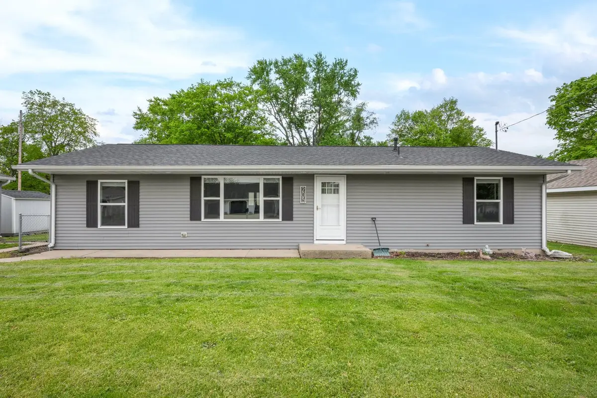 205 E Northline Road, Tuscola, IL 61953 - #1