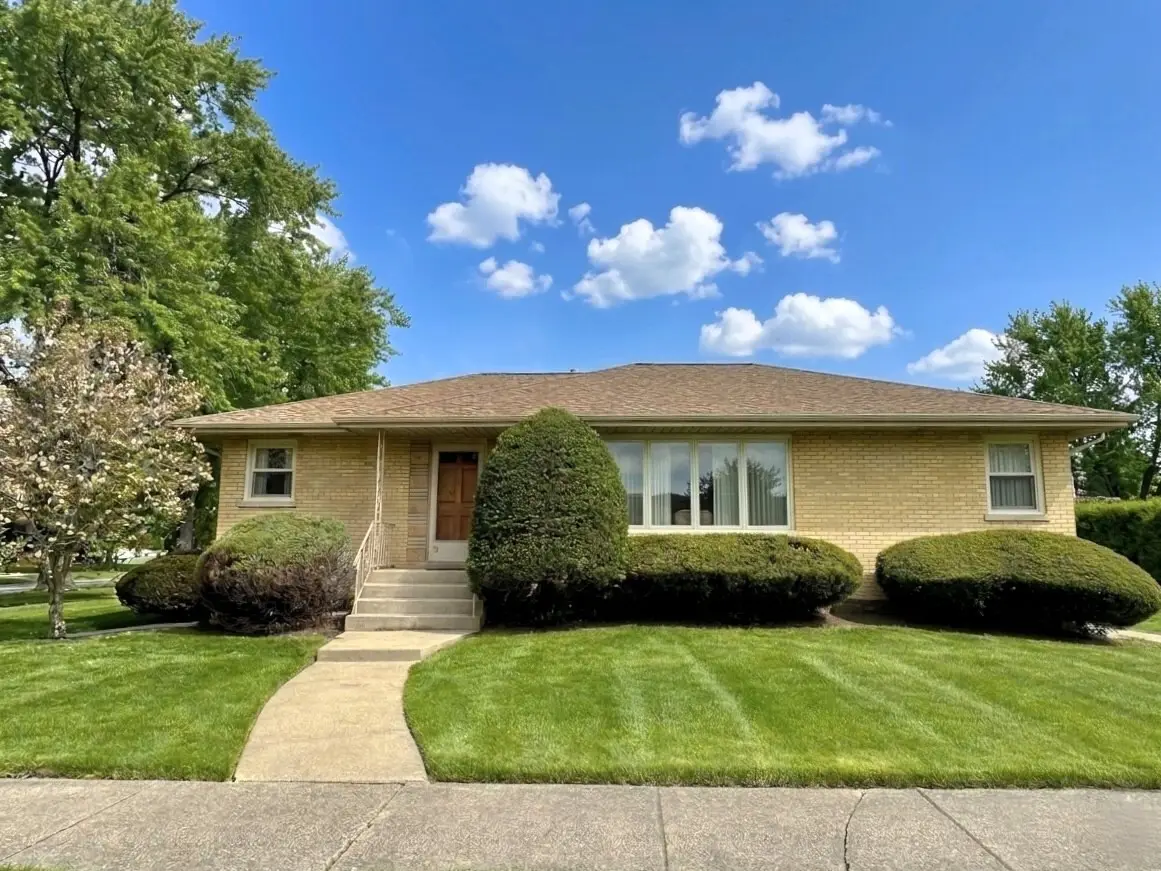 10045 S 53rd Avenue, Oak Lawn, IL 60453 - #1