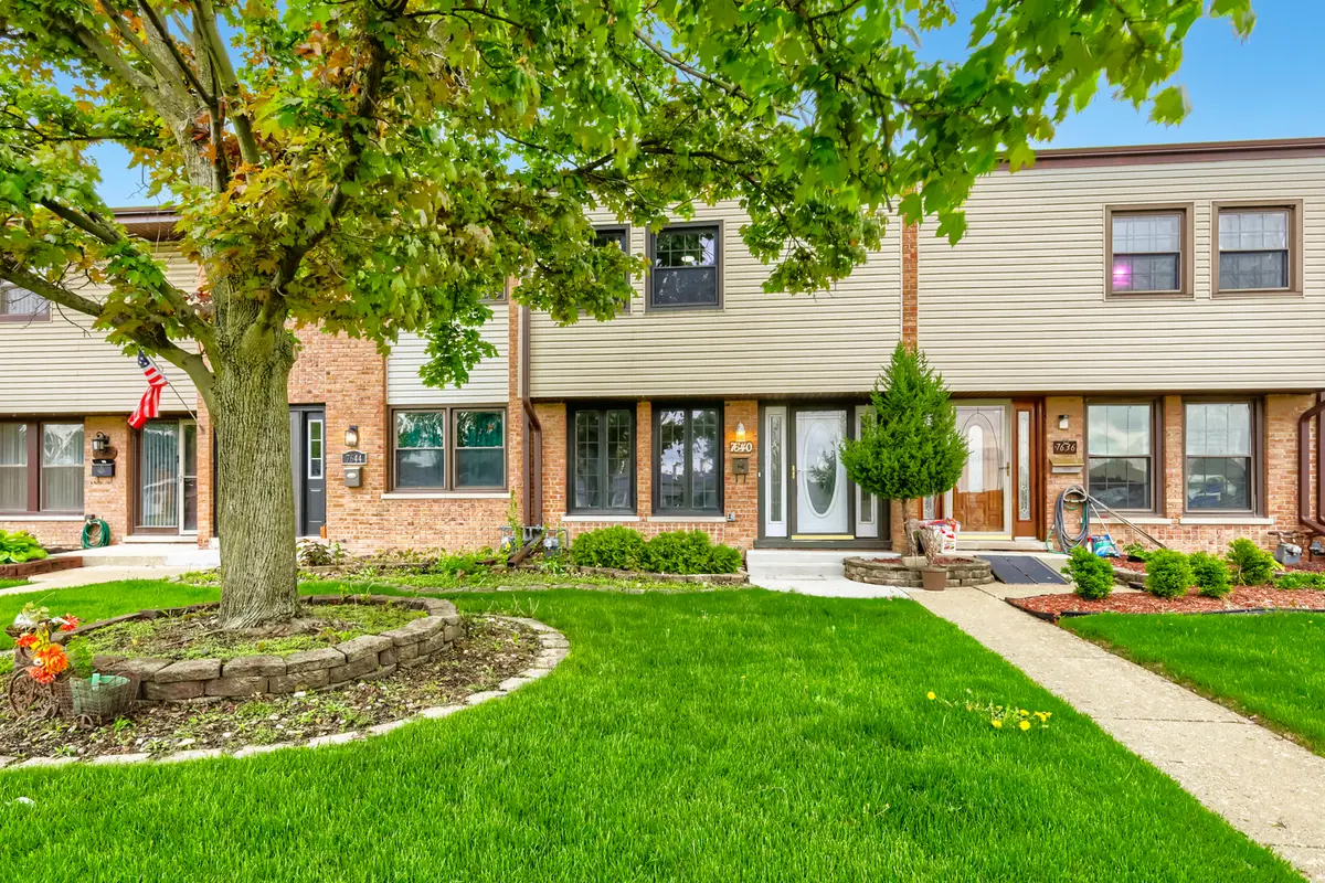 7640 Cork Avenue, Justice, IL 60458 - #1
