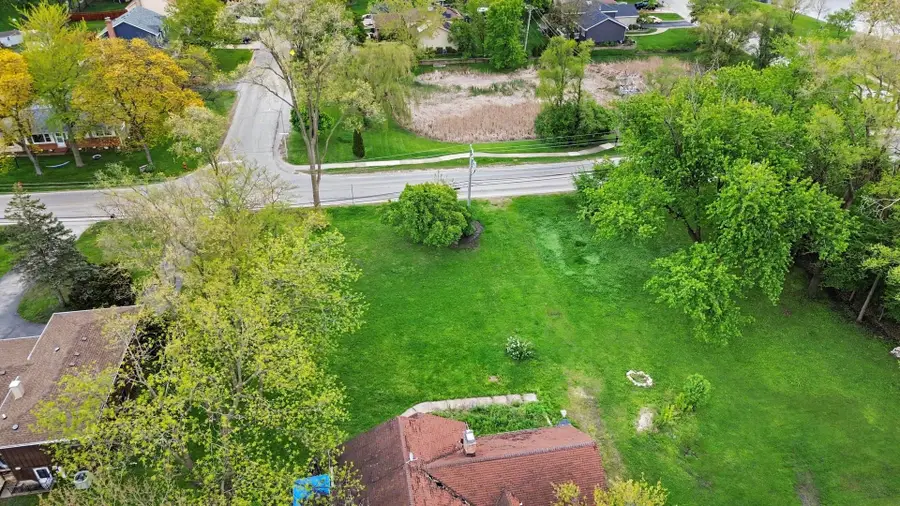 5828 Clarendon Hills Road, Willowbrook, IL 60527 - #2