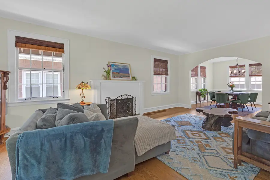 9150 S Hoyne Avenue, Chicago, IL 60643 - #3