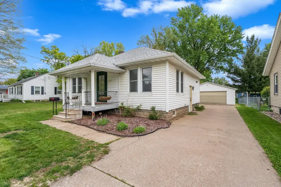 2423 29th Street, Rock Island, IL 61201 - #3