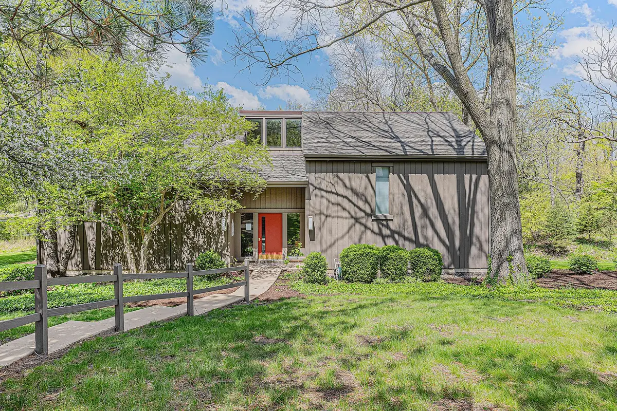 744 Old Barn Road, Lake Barrington, IL 60010 - #1