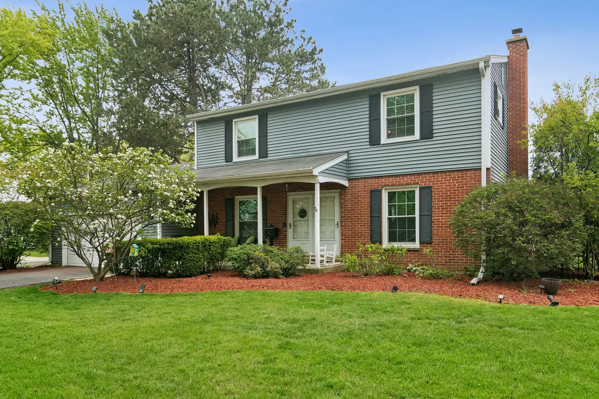 4331 Hoover Street, Rolling Meadows, IL 60008 - #1