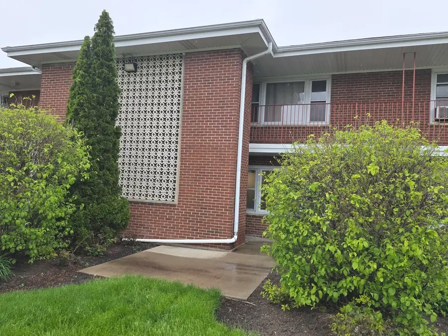 1105 Holiday Lane #6, Des Plaines, IL 60016 - #2